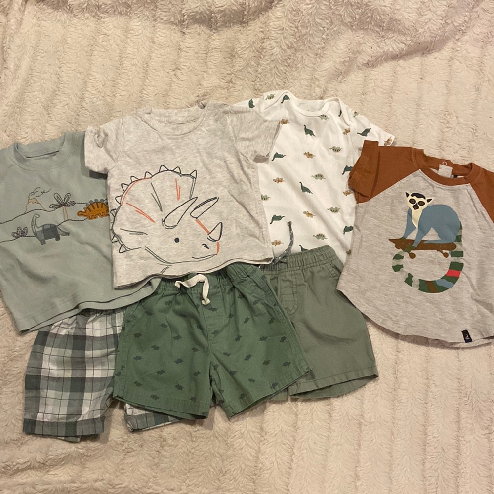 Baby dinosaur Onsie & shorts sets